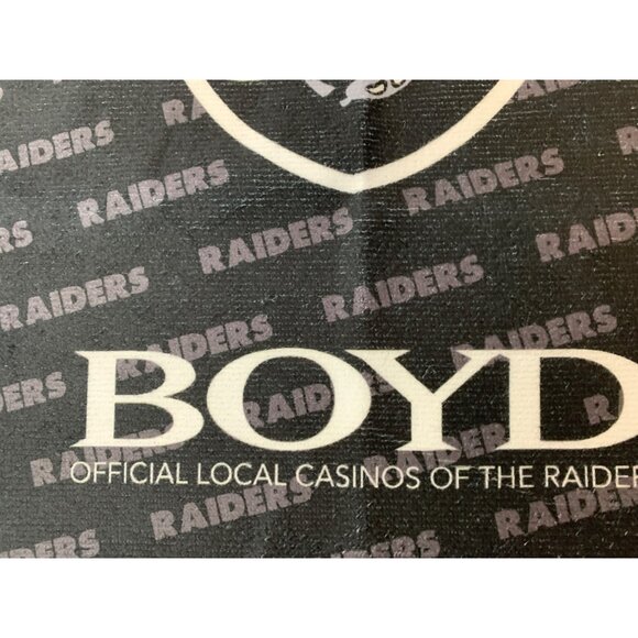 Las Vegas Raiders Boyd Gaming Microfiber Towel 15" X 15" Swag Rally Rag RA10118 - Picture 5 of 5